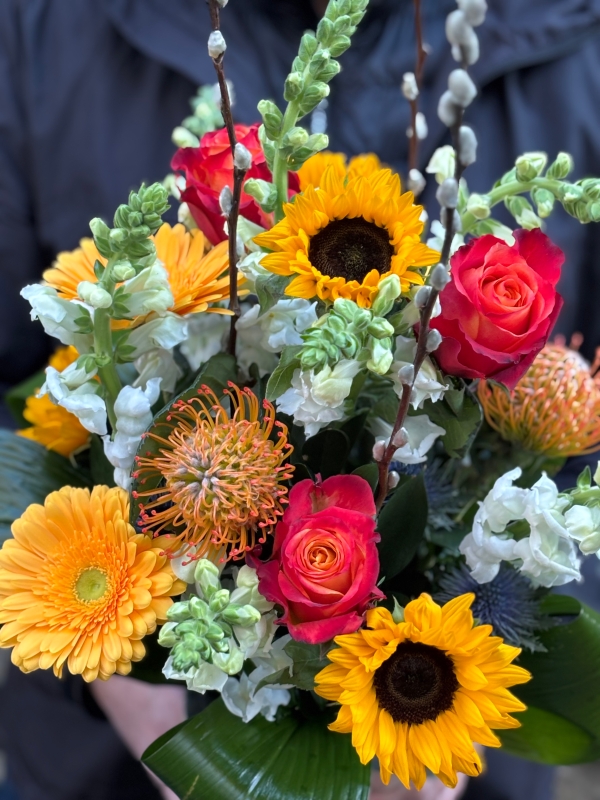 Fresh seasonal Yellow, Oranges and whites